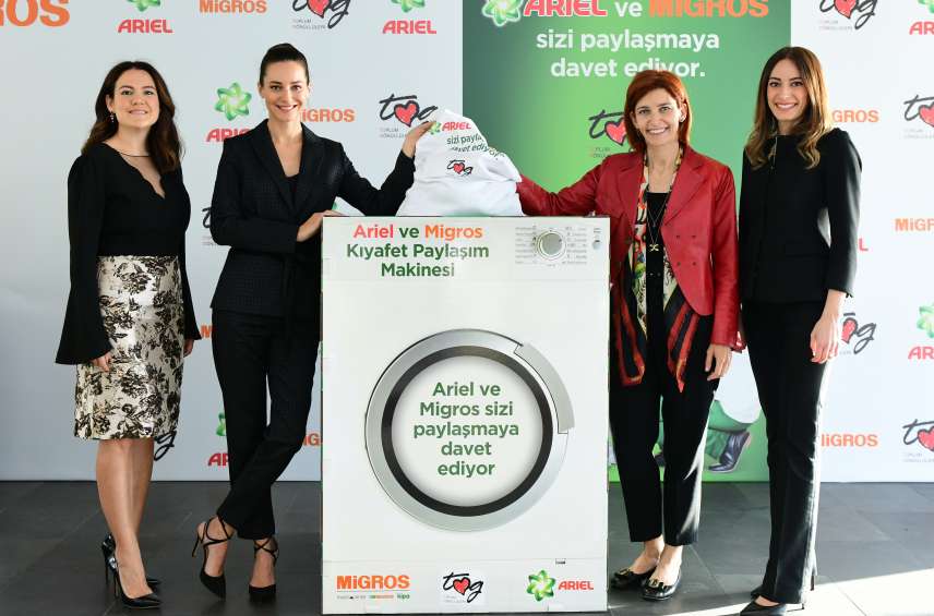 “Kıyafet Bağış Kampanyası”na ünlülerden destek