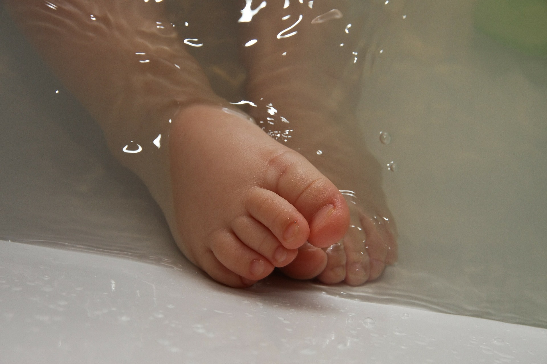 Bebekler ilk ne zaman yıkanmalı?