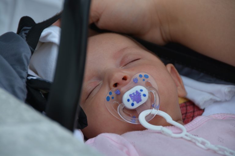 Bebek uykusunda doğru bilinen yanlışlar neler?